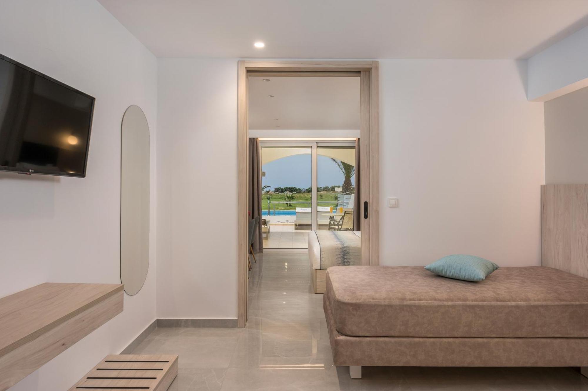 Vantaris Palace Paralia Kourna Exterior photo